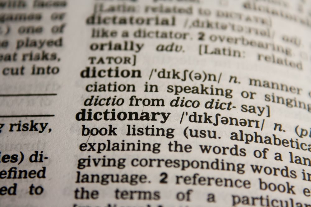 英語の辞書を開いたページ